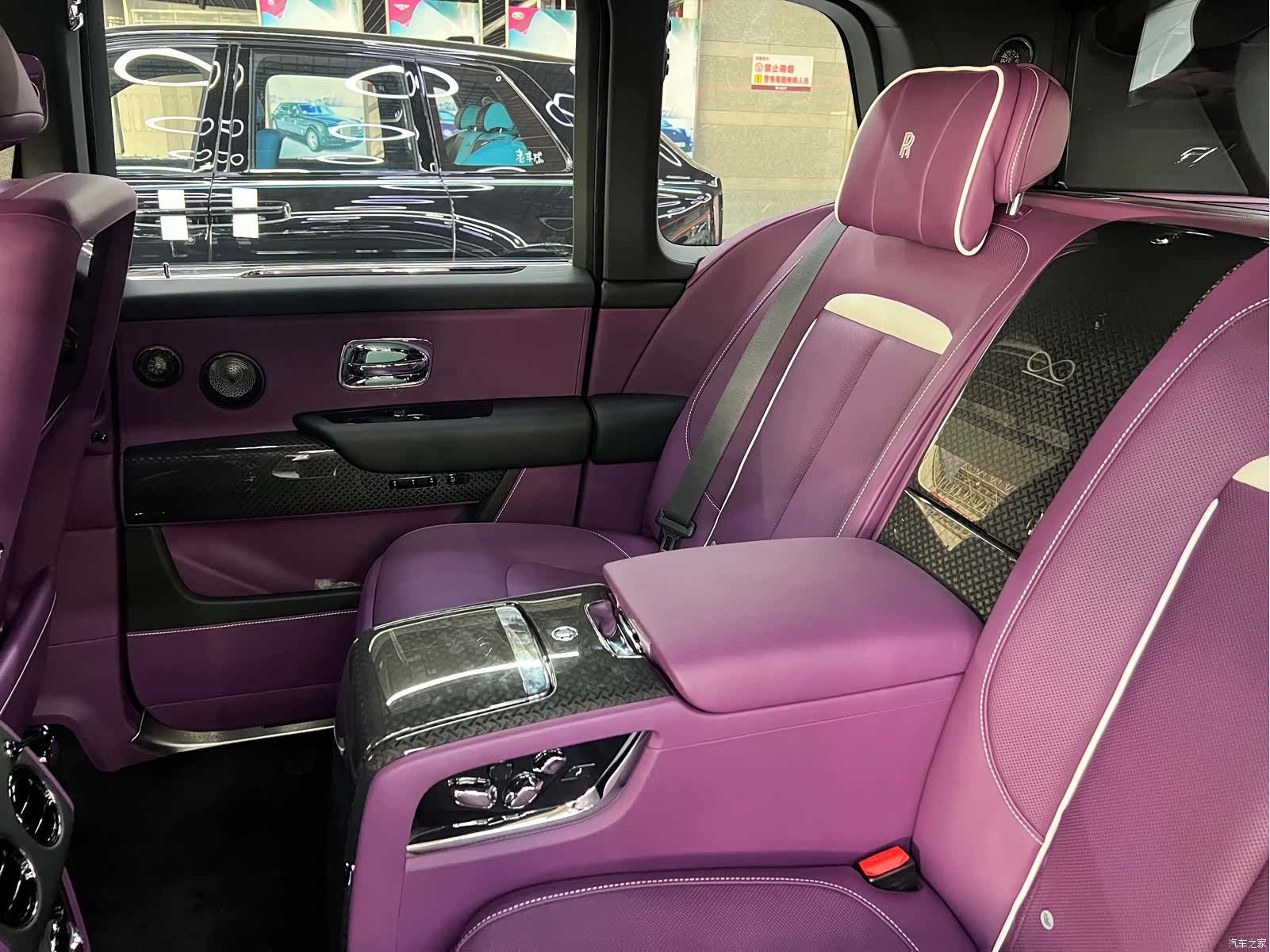 Rolls-Royce Cullinan, 2026 19