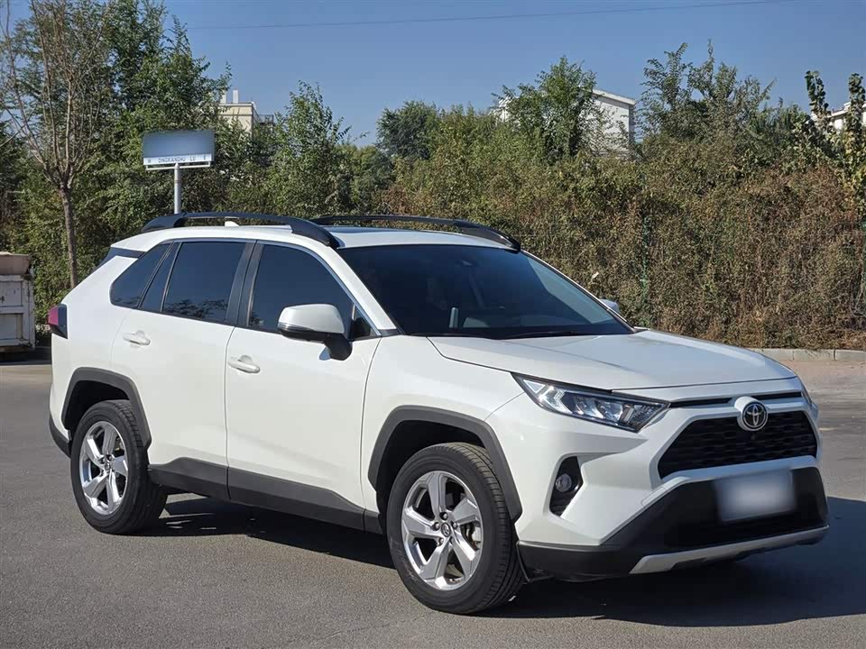 Toyota RAV4 Rongfang