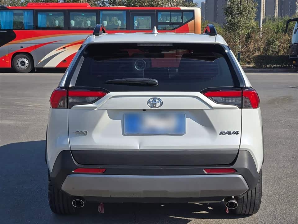 Toyota RAV4 Rongfang