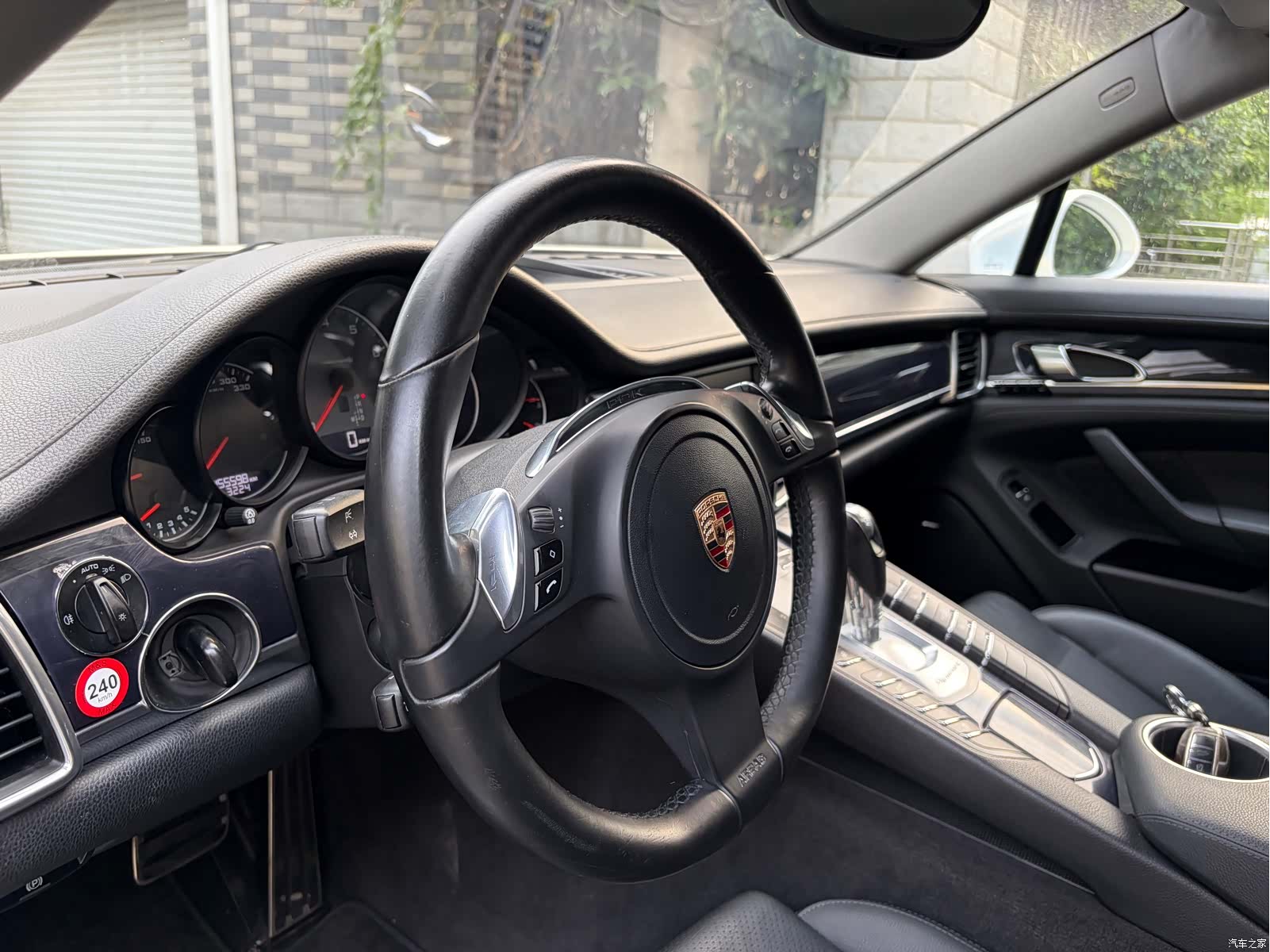 Porsche Panamera, 2013 6