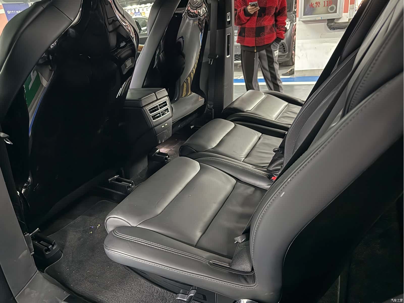 Tesla Model X, 2017 6