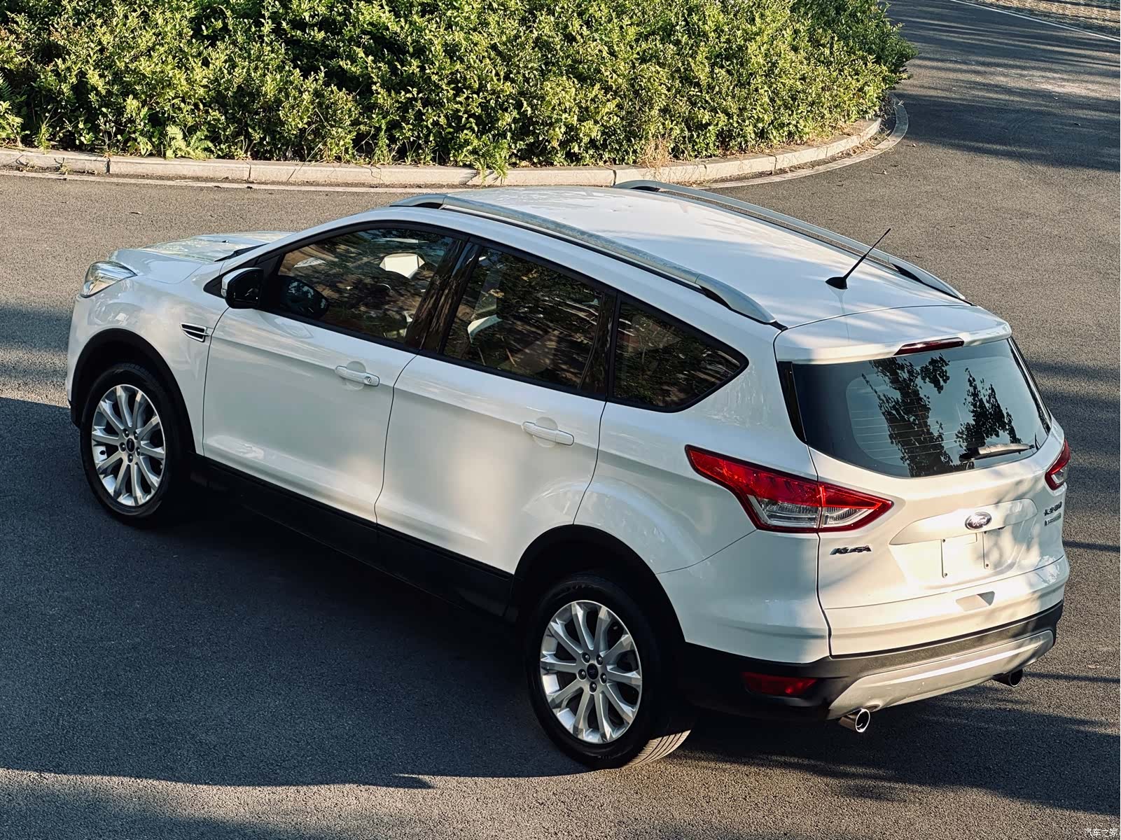 Ford Kuga, 2014 4