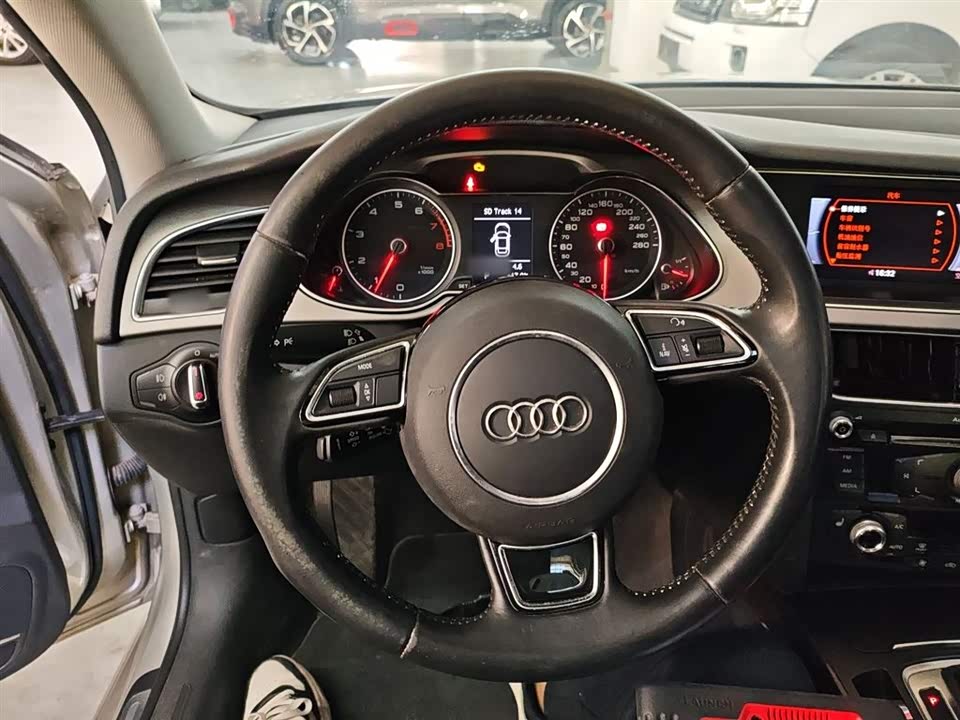 Audi A4L