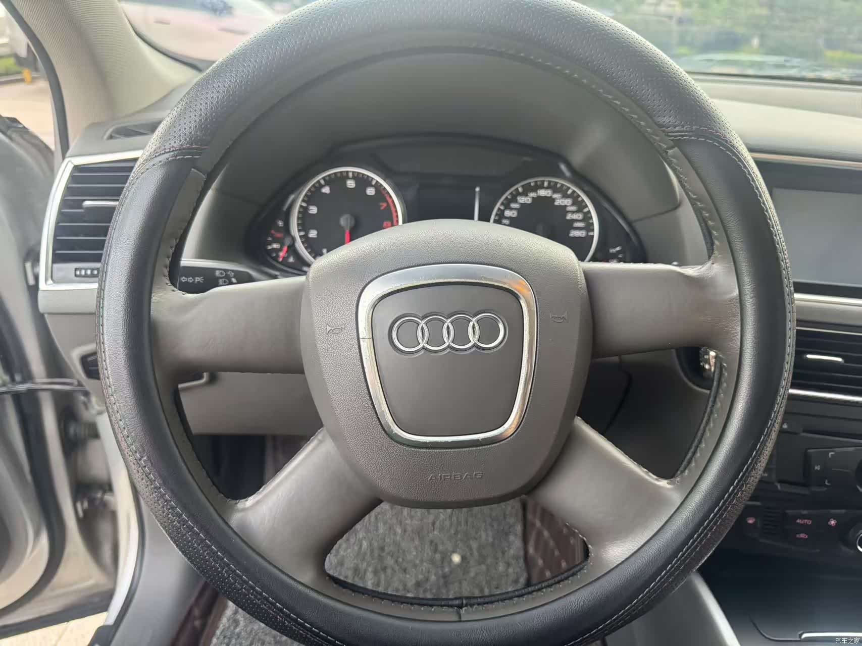 Audi Q5, 2010 12