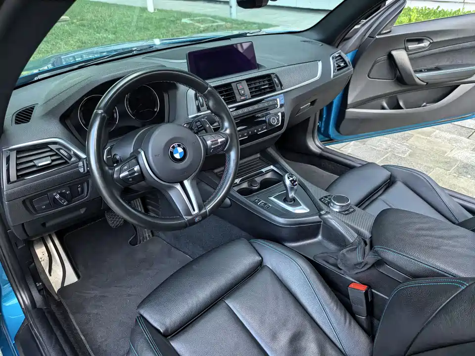 BMW M2
