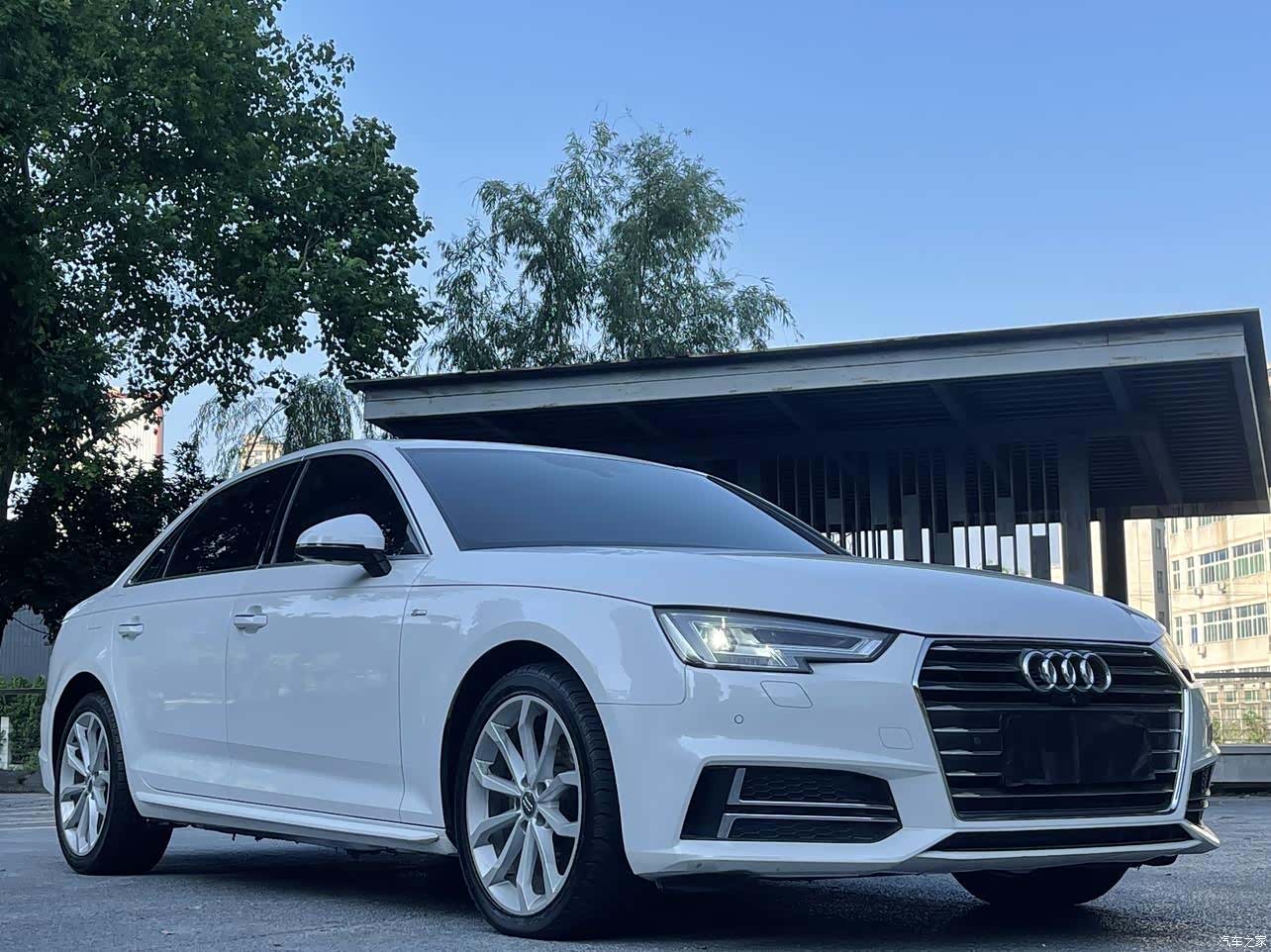 Audi A4L, 2019 3