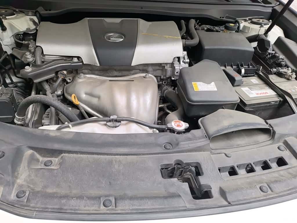 Lexus ES, 2017 11