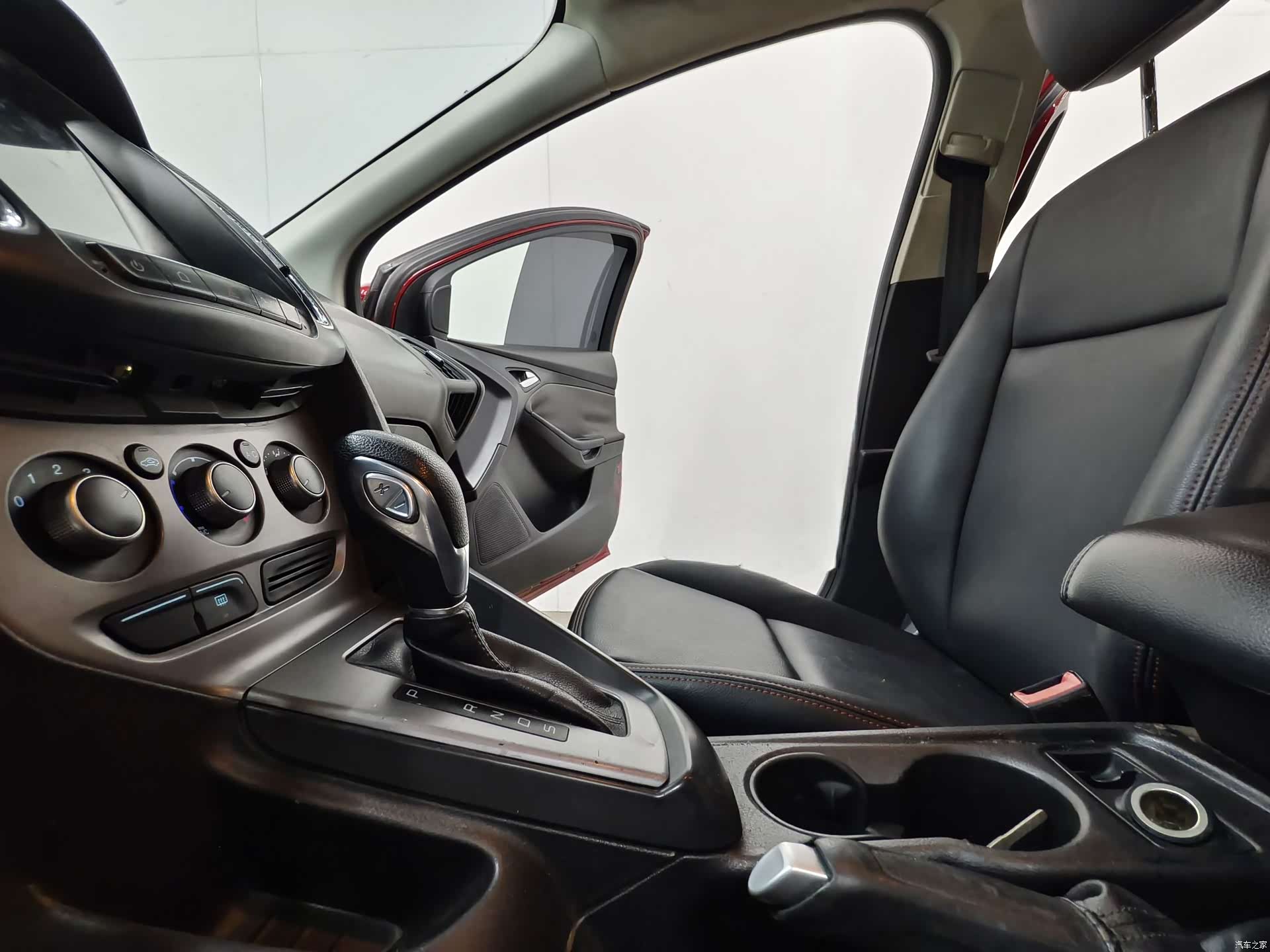 Ford Focus, 2013 11