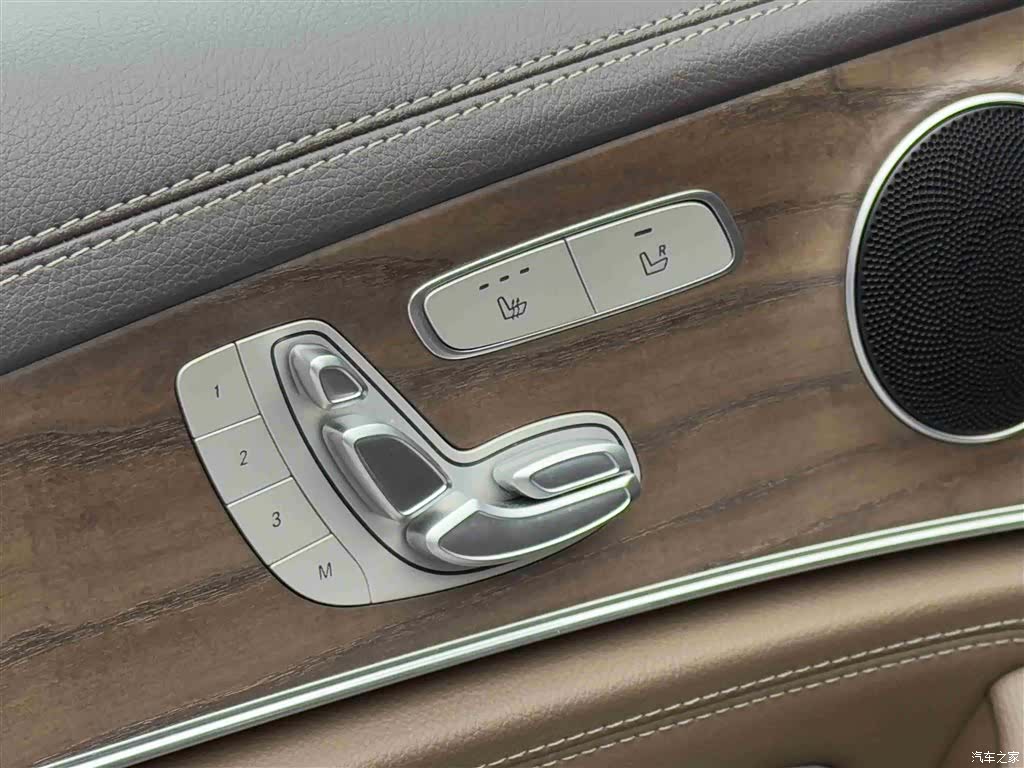 Mercedes-Benz E-Class, 2022 15