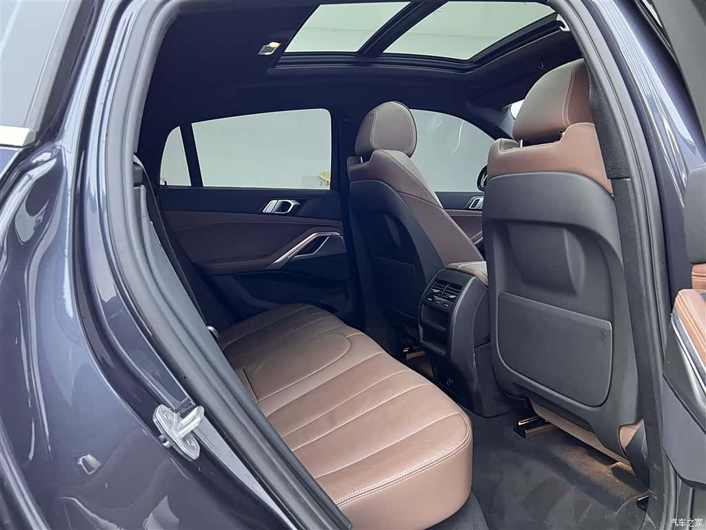 BMW X6, 2021 23