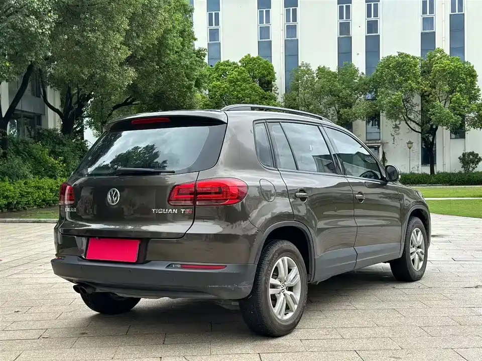 Volkswagen Tiguan Volkswagen Tiguan