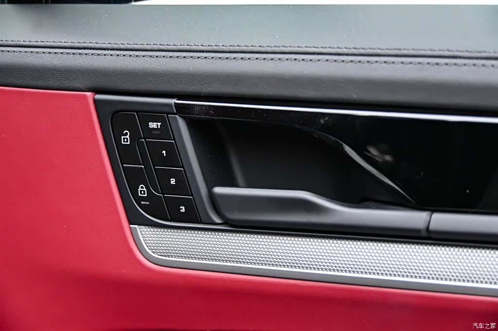 Porsche Cayenne, 2024 32