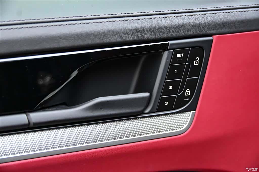 Porsche Cayenne, 2024 24