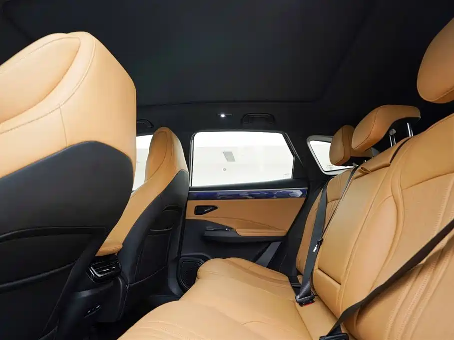 Geely Galaxy Galaxy L7