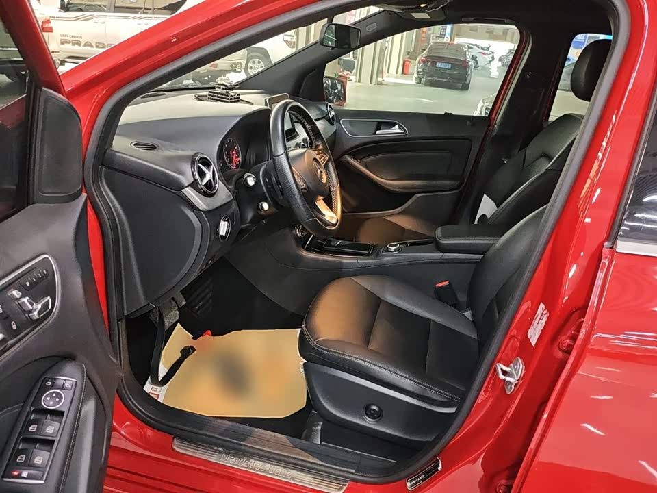 Mercedes-Benz Class B