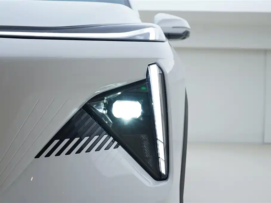 Geely Galaxy Galaxy L7