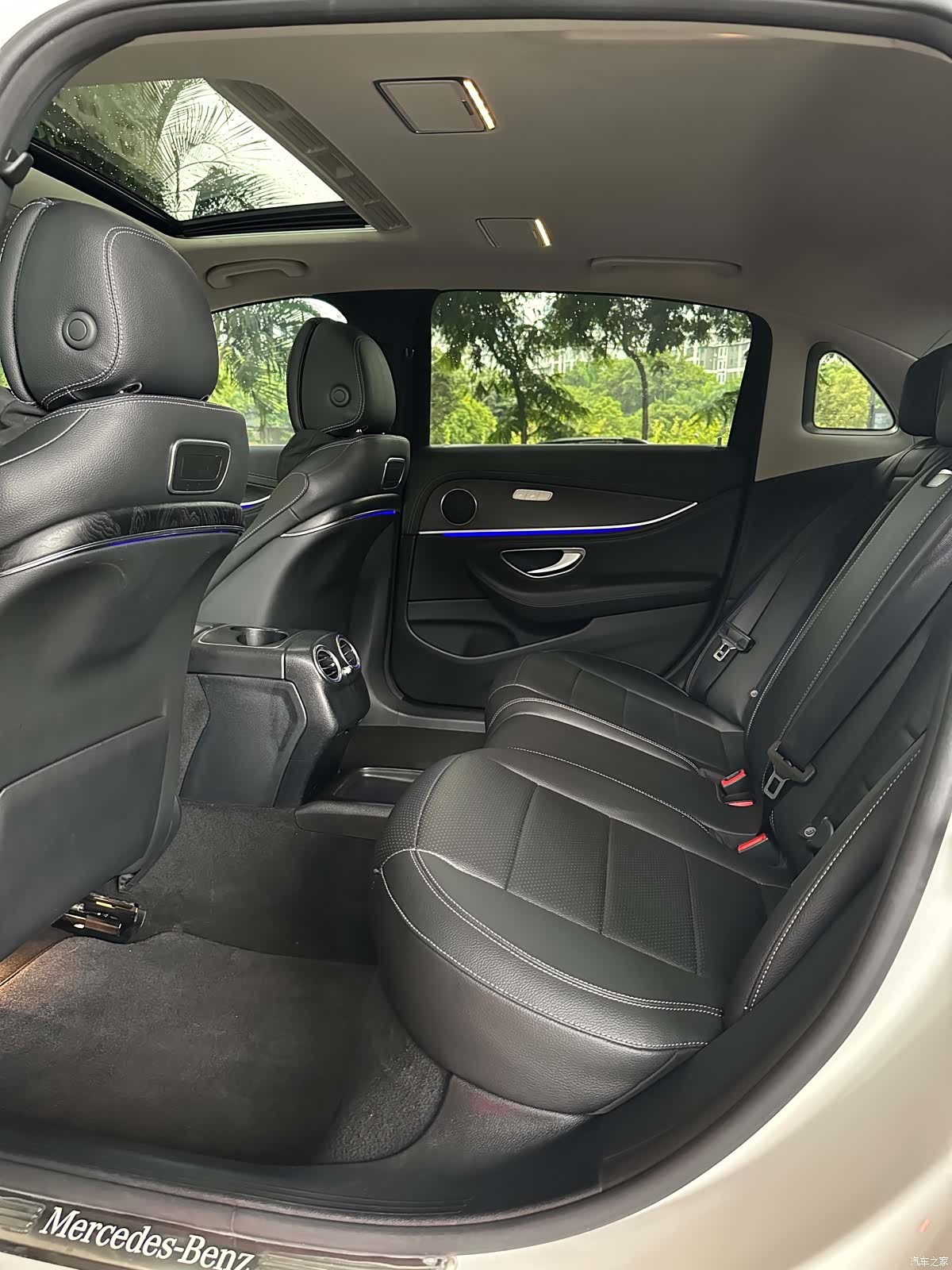 Mercedes-Benz E-Class, 2018 14