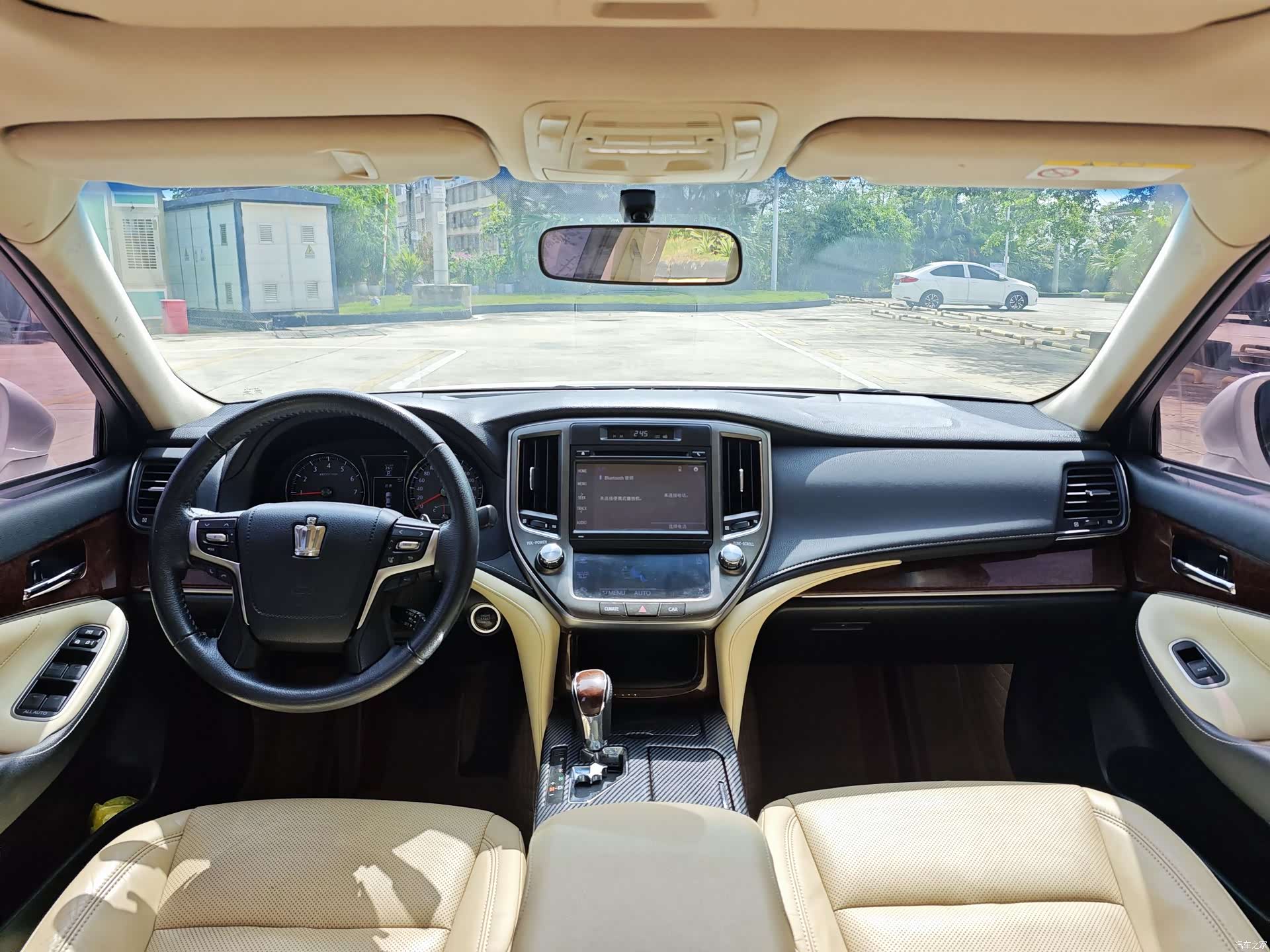 Toyota Crown, 2019 11