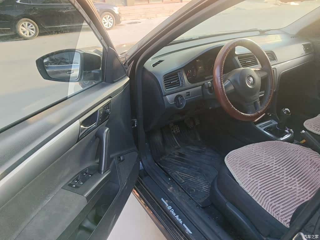 Volkswagen Lavida, 2017 13