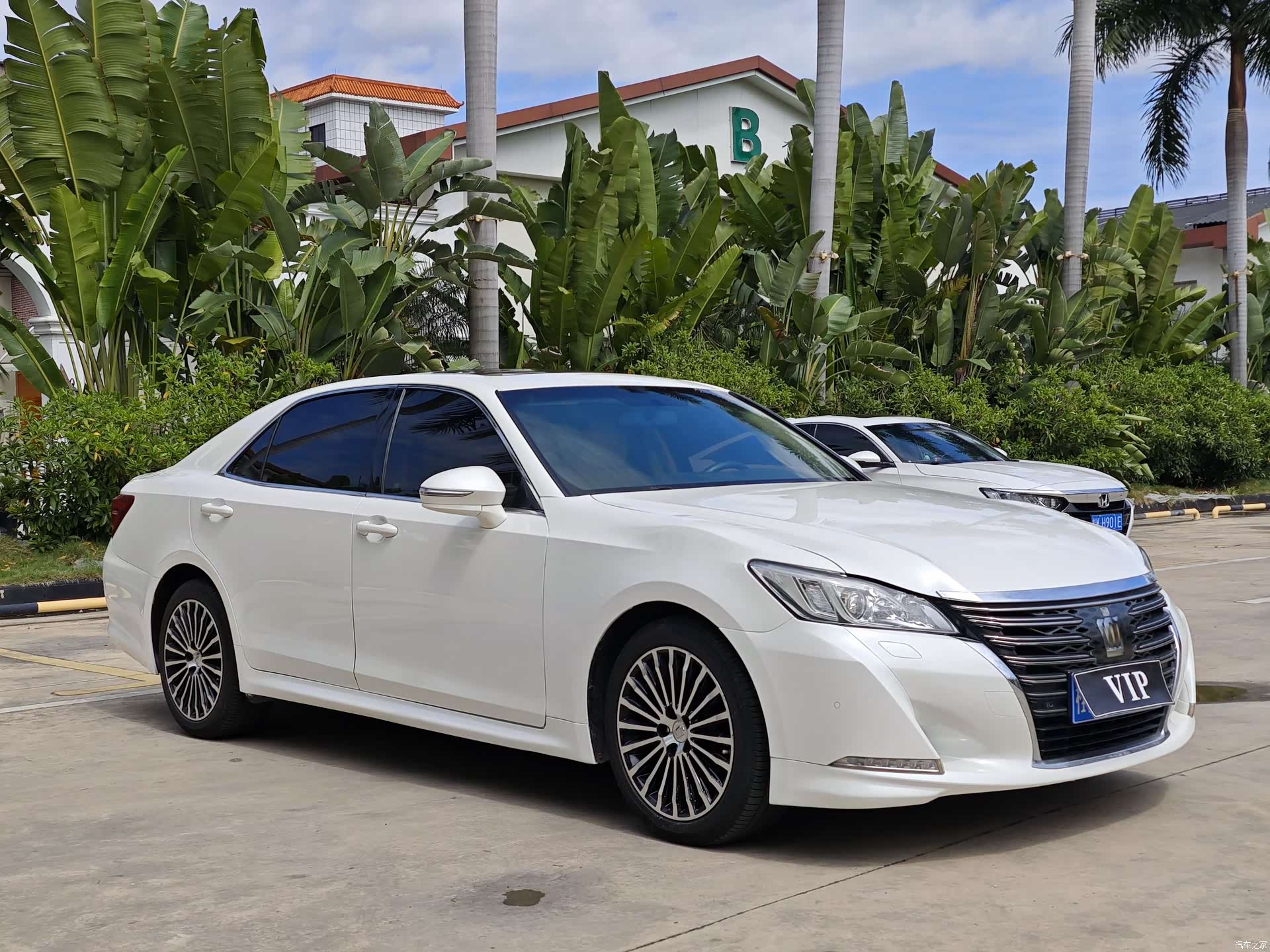 Toyota Crown, 2019 3