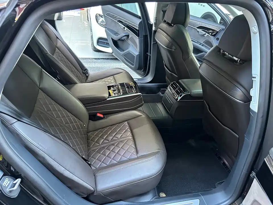 Audi A8 Audi A8