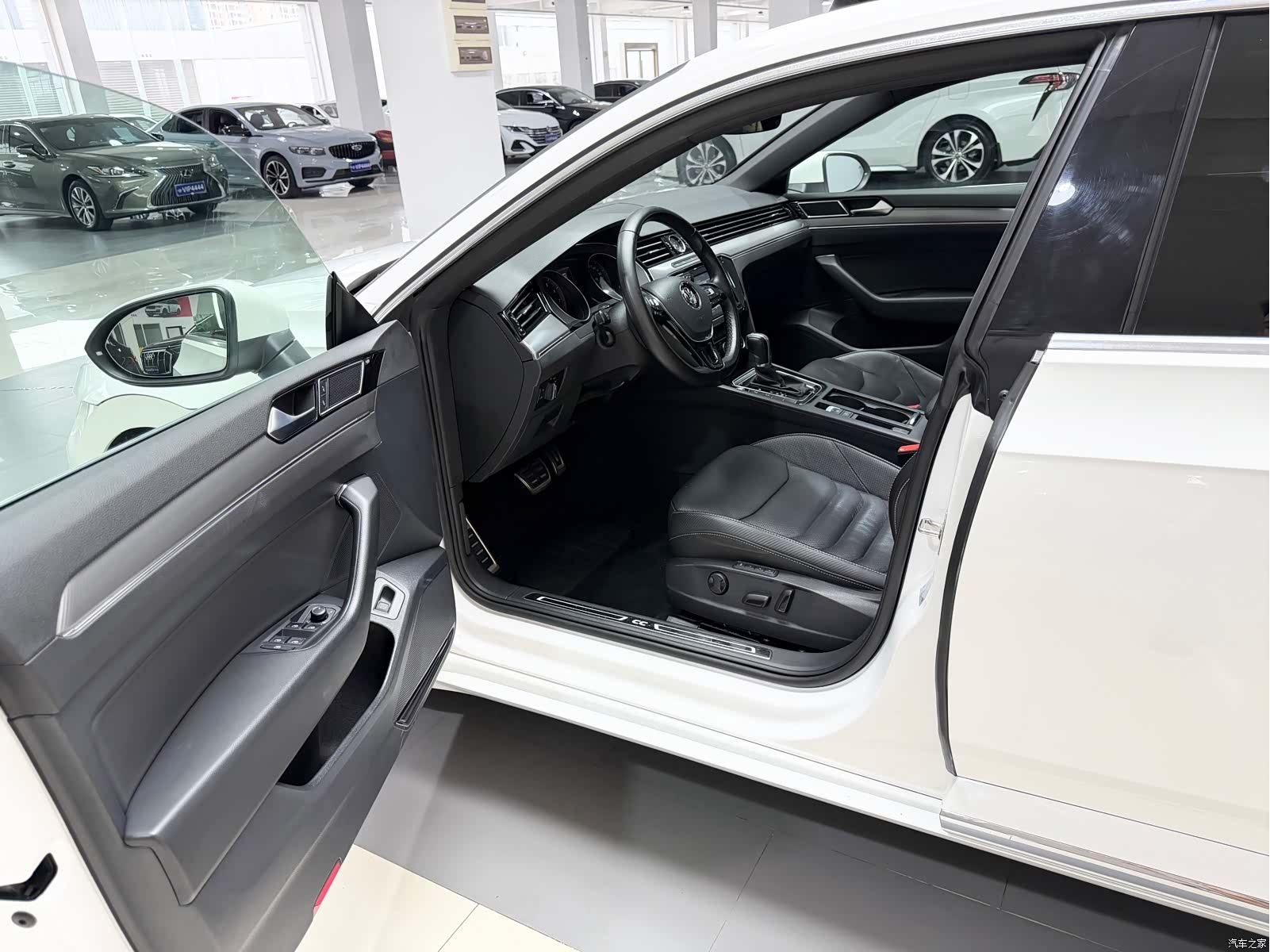 Volkswagen CC, 2020 13