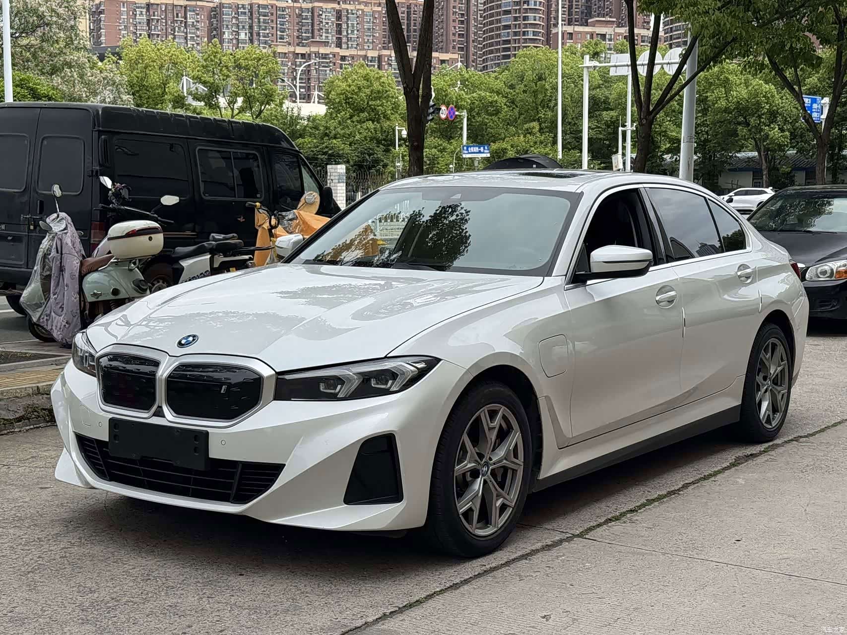 BMW i3, 2023 1