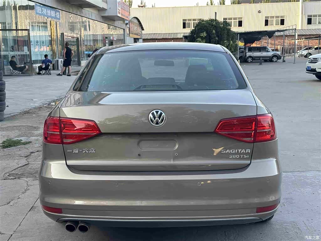 Volkswagen Sagitar, 2017 8