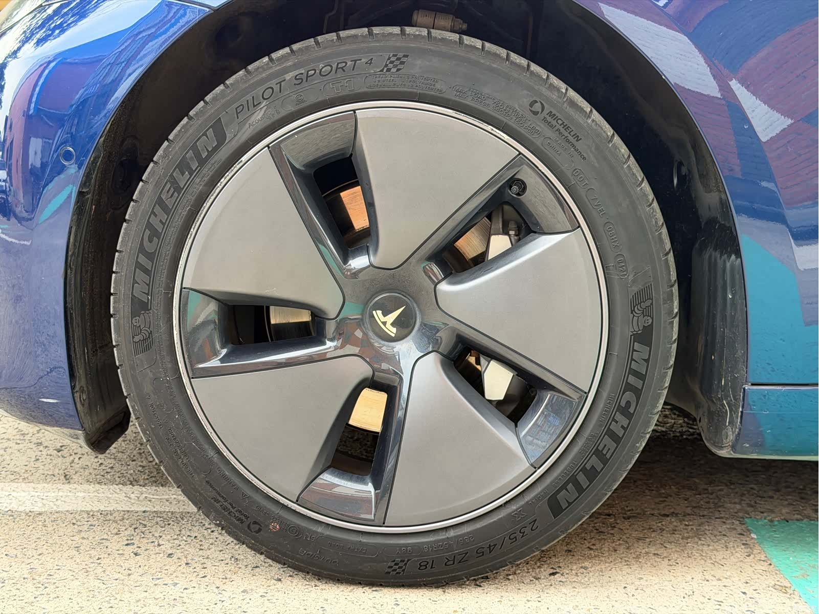 Tesla Model 3, 2019 16