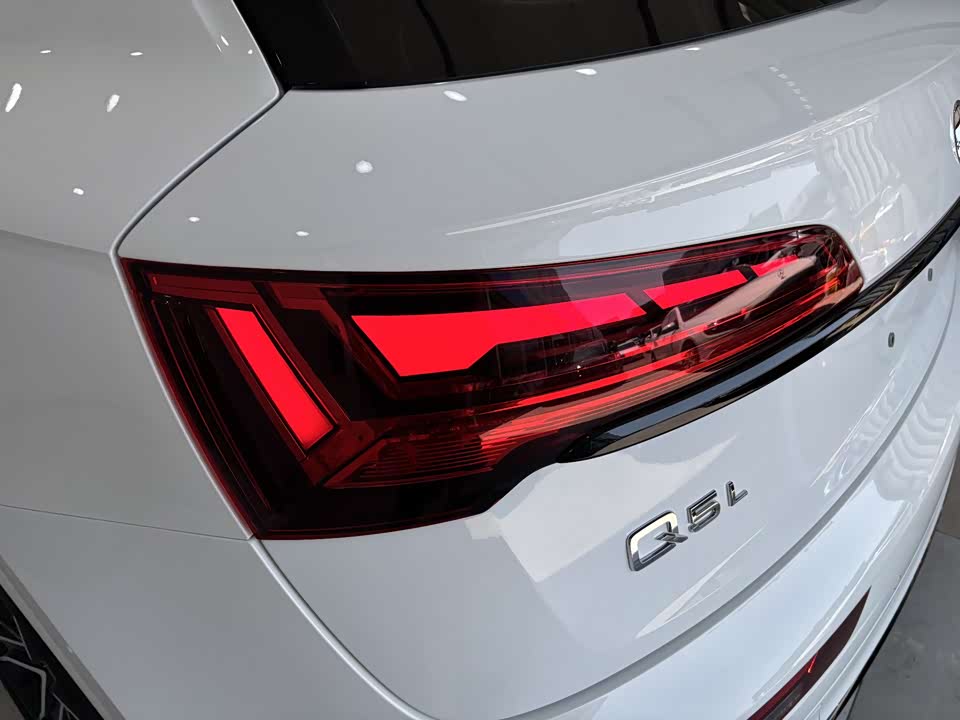 Audi Q5L Audi Q5L