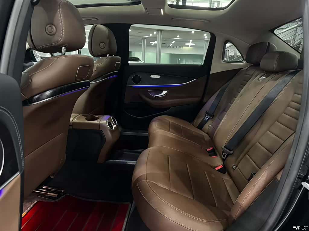Mercedes-Benz E-Class, 2019 14