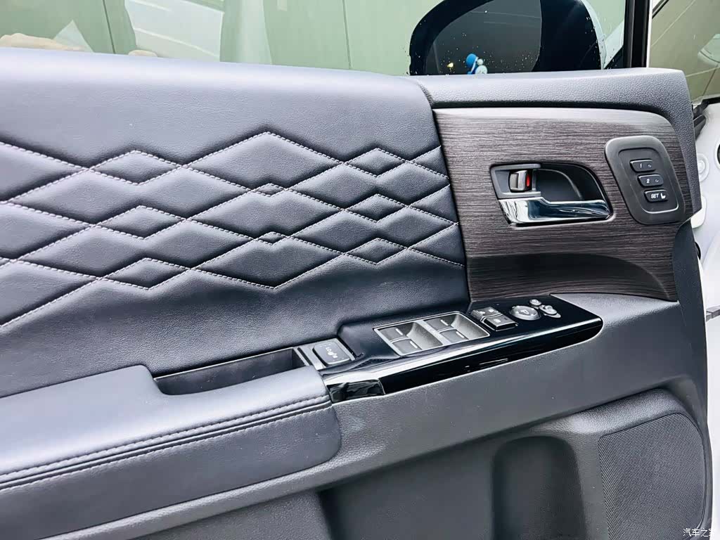 Honda Elysion, 2022 10