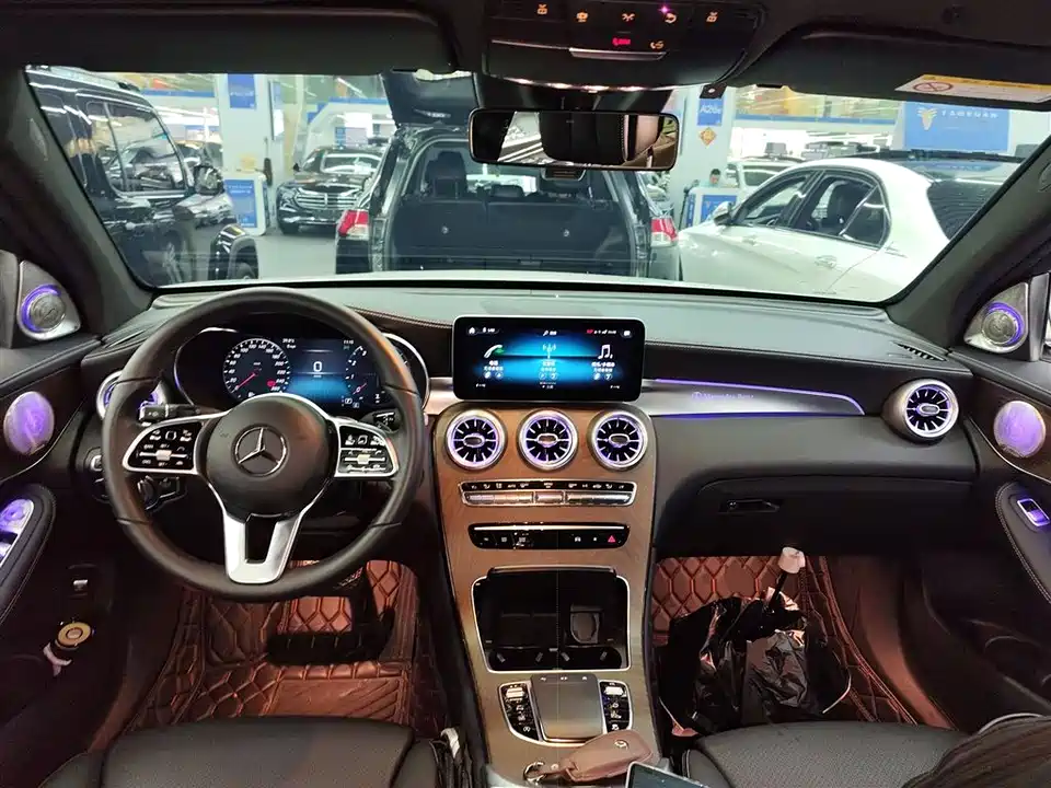 Mercedes-Benz GLC Mercedes-Benz GLC