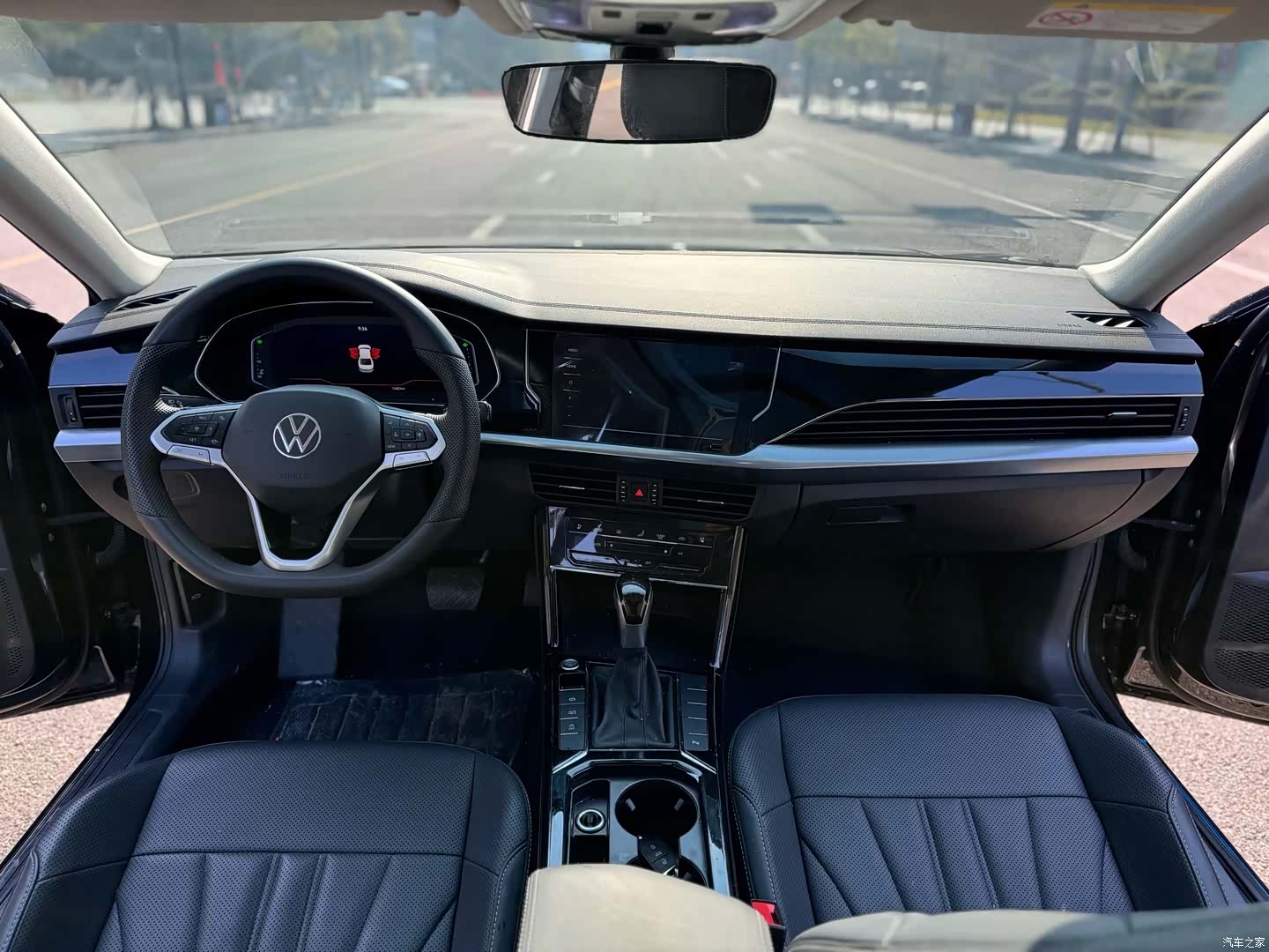 Volkswagen Passat, 2025 14