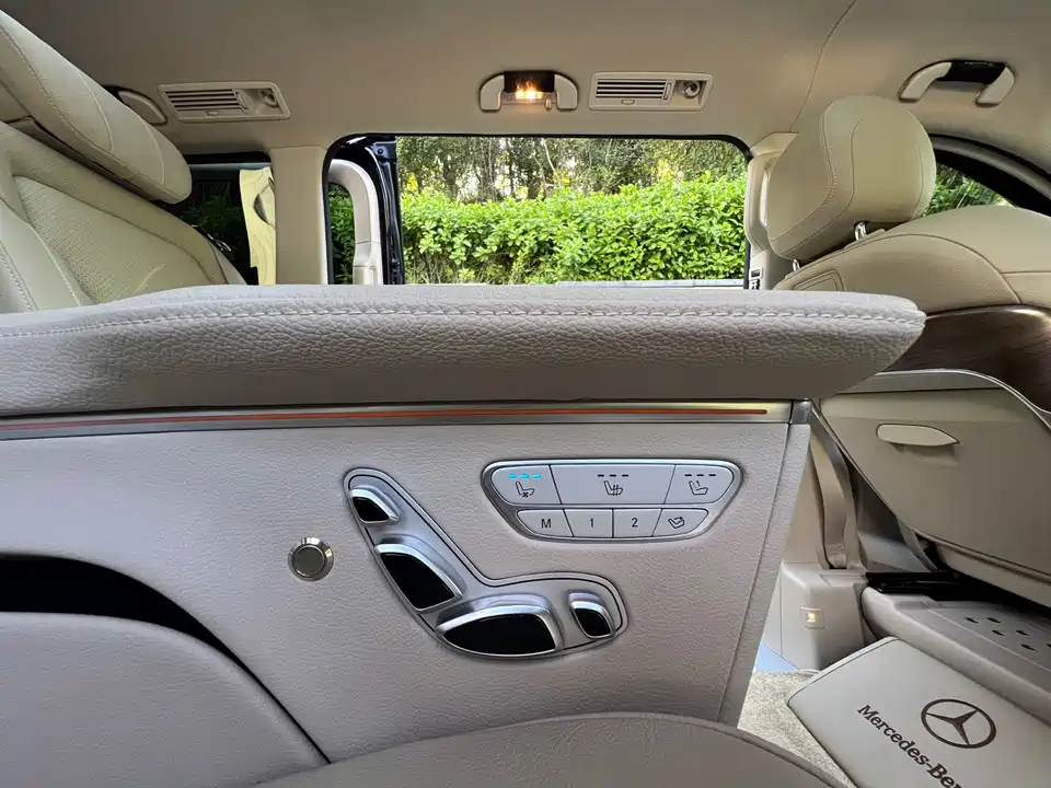 Mercedes-Benz V-class Mercedes-Benz V-class
