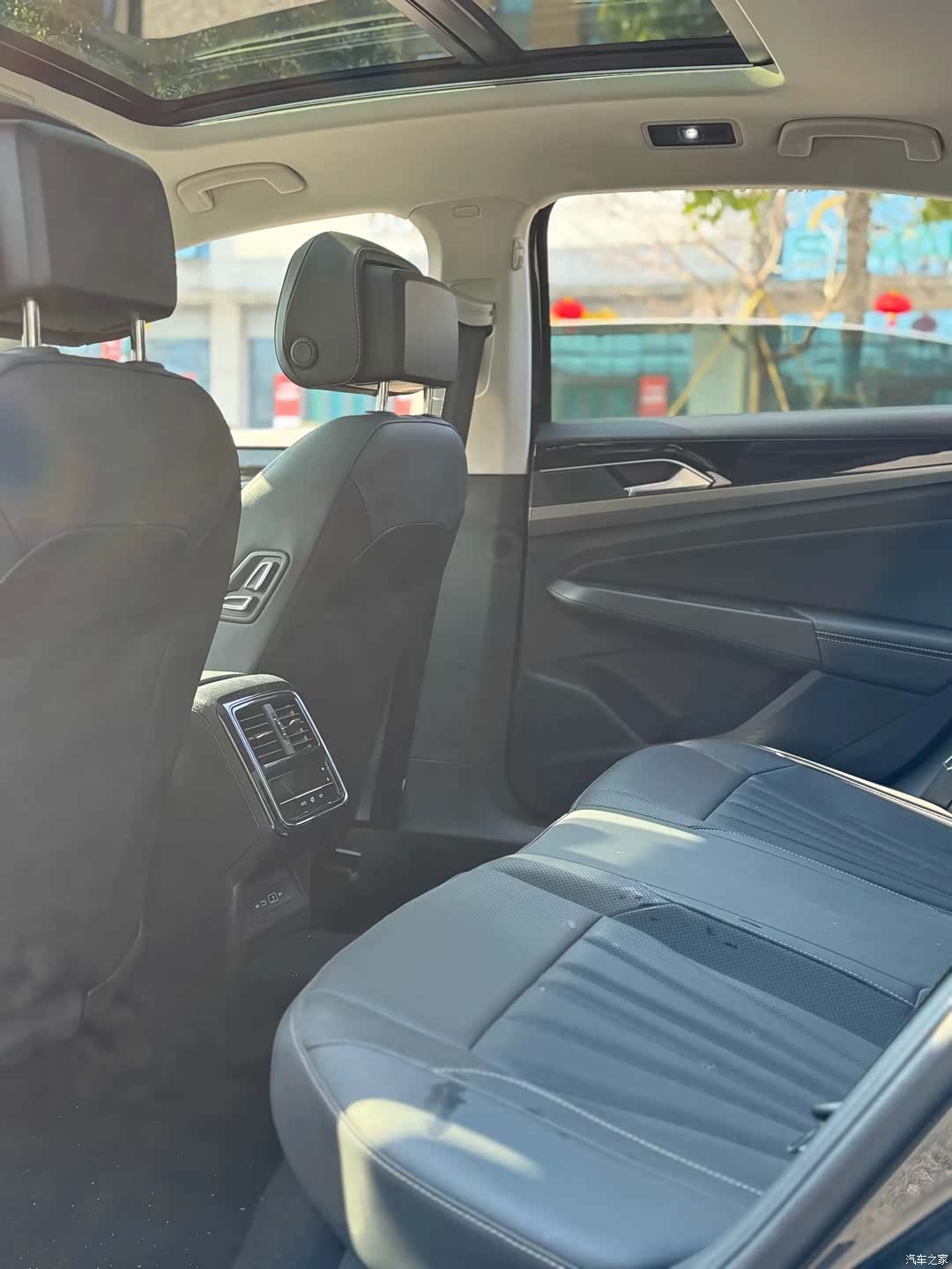 Volkswagen Passat, 2025 9