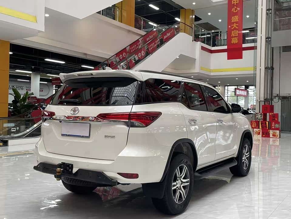 Toyota Fortuner