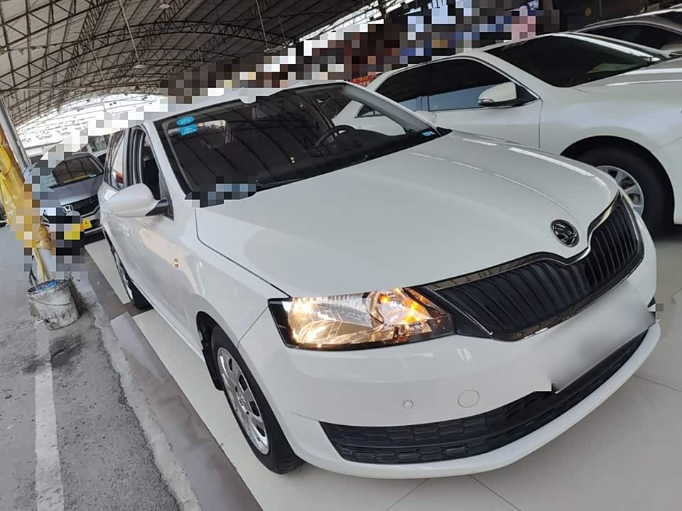Skoda Xindong