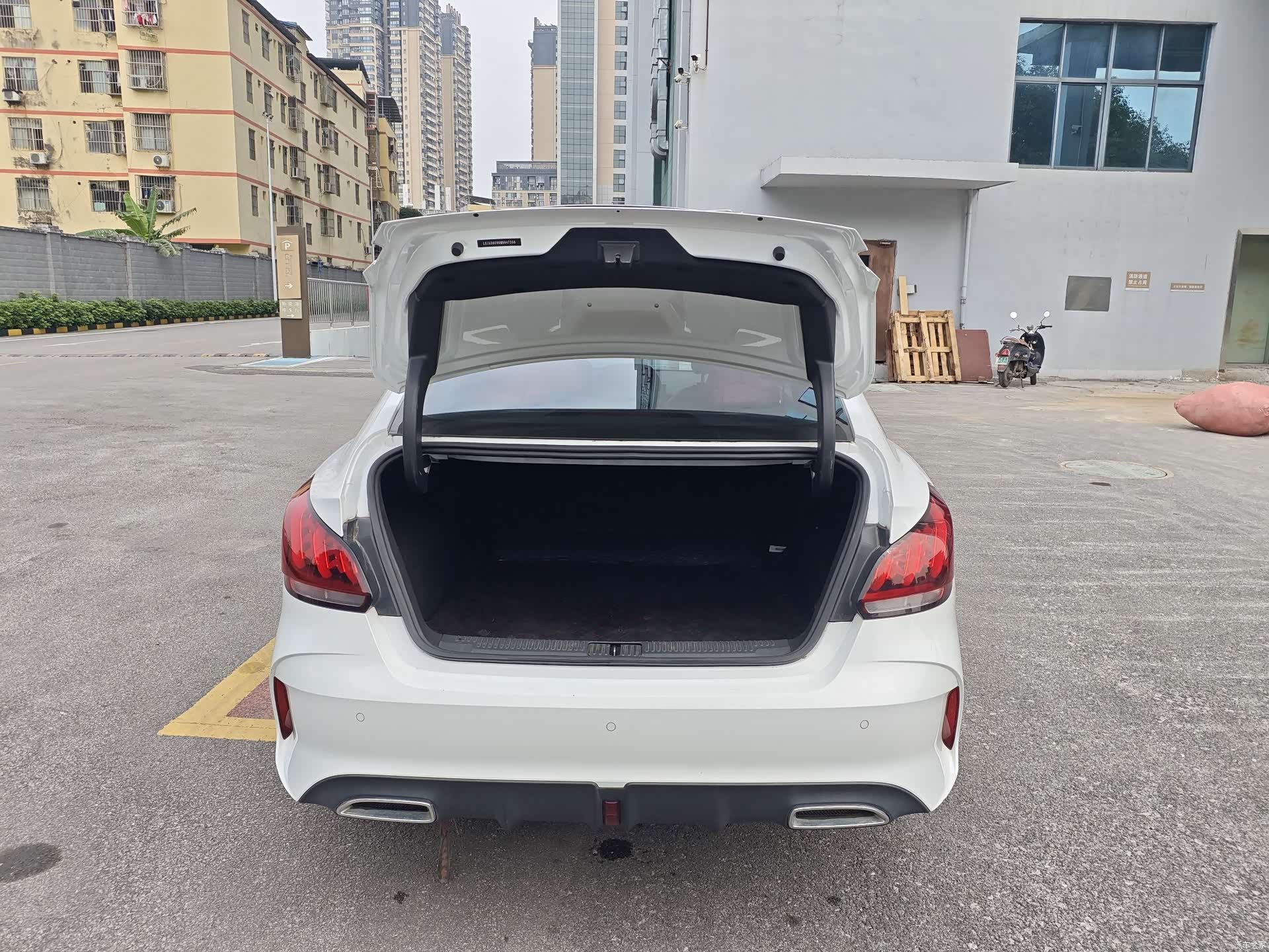 MG MG5, 2022 15