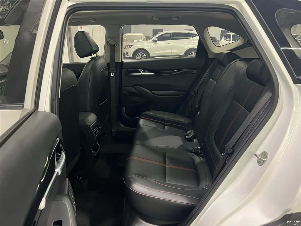 Kia KX3, 2022 11