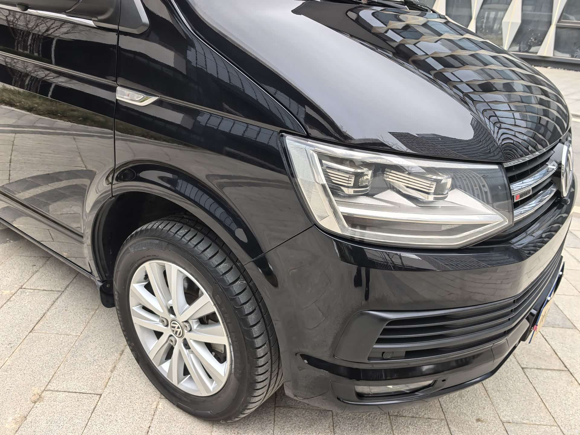 Volkswagen 8, 2017 28
