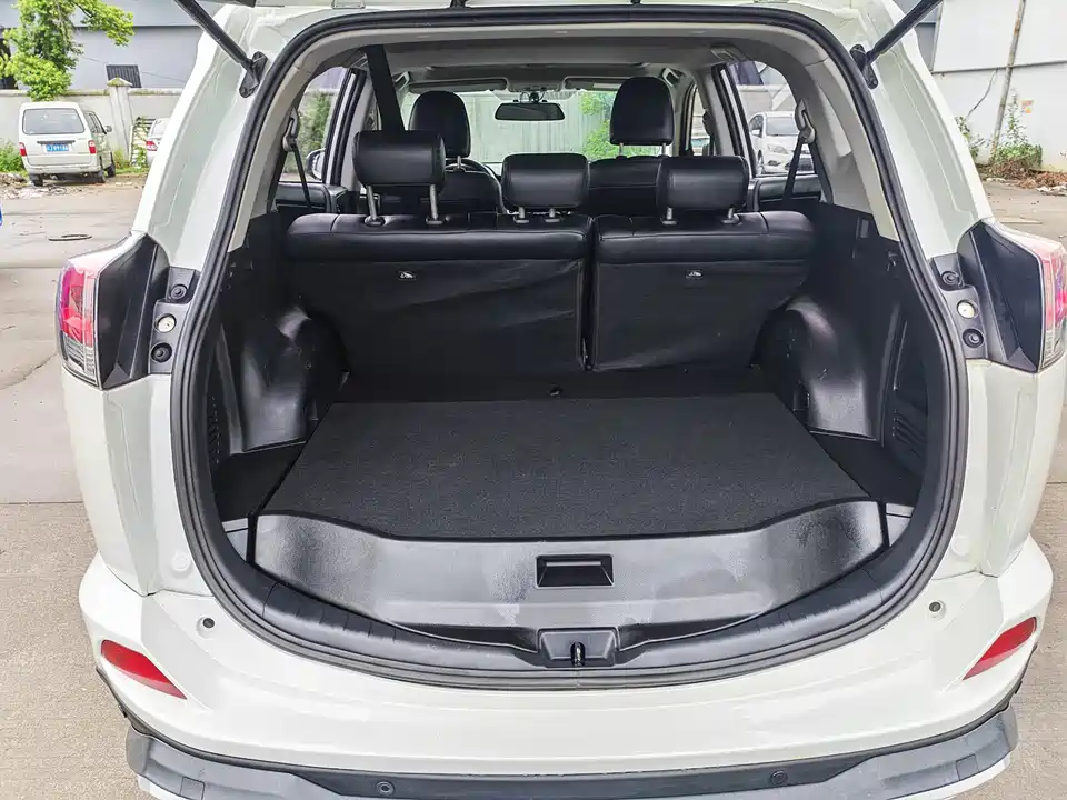 Toyota RAV4 Rongfang