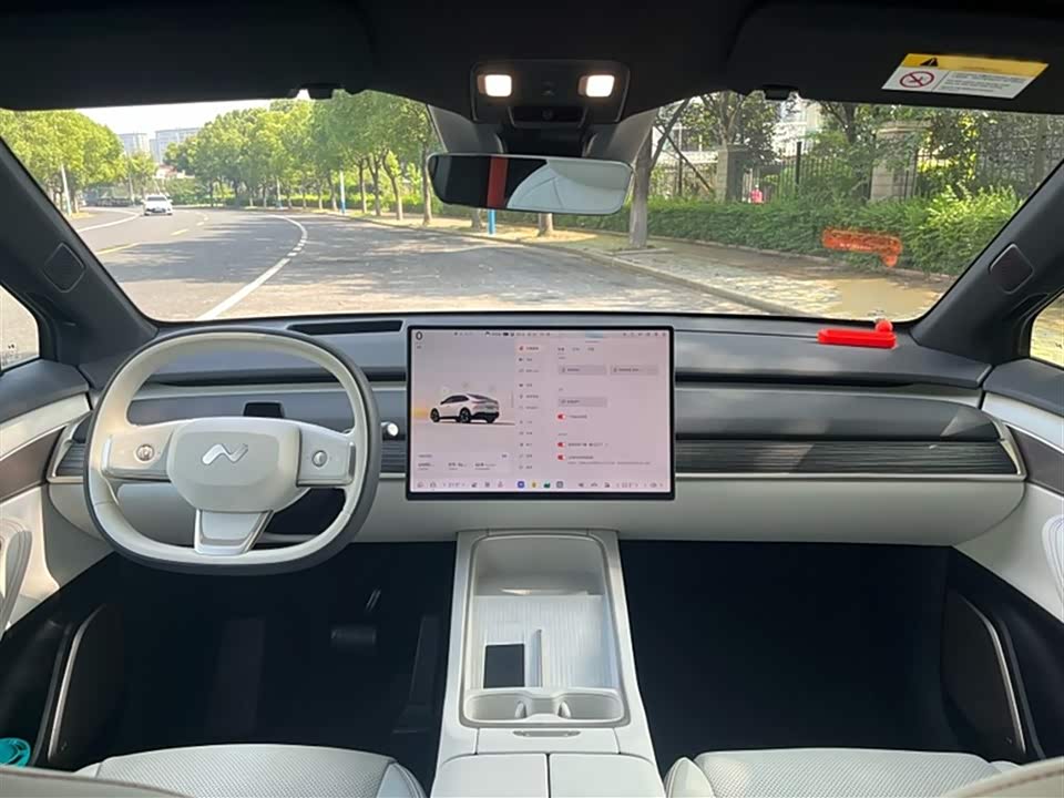 NIO L60 NIO L60