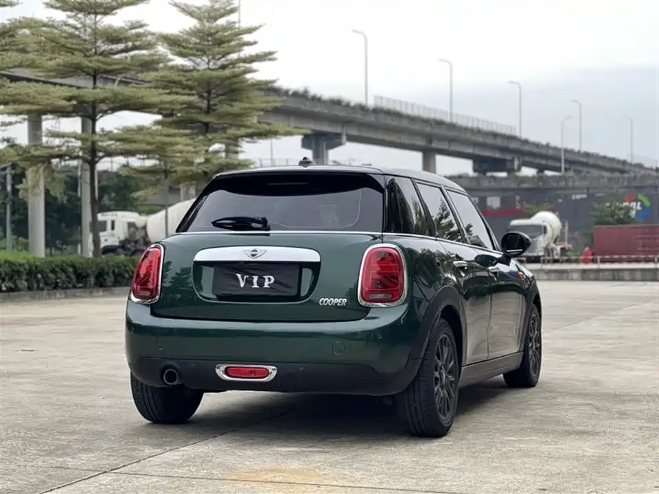 MINI MINI