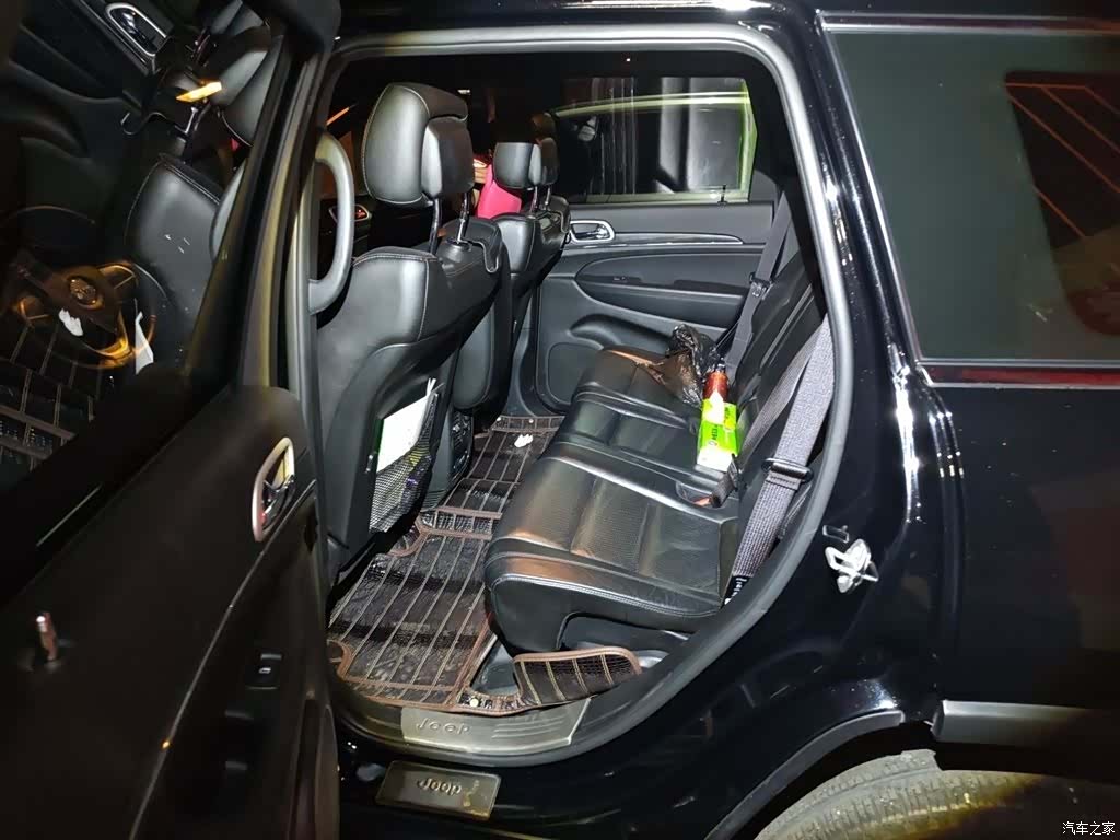 Jeep Grand Cherokee, 2021 18