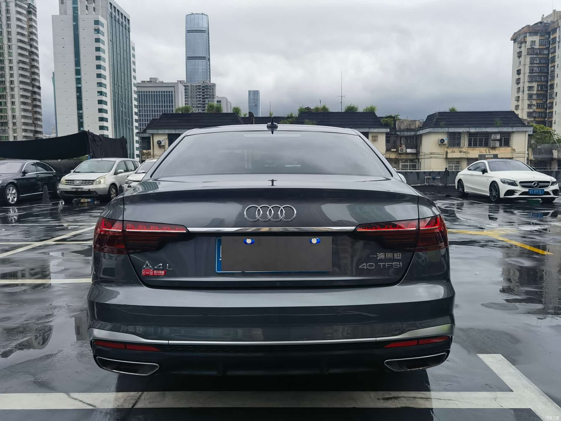 Audi A4L, 2021 все фото