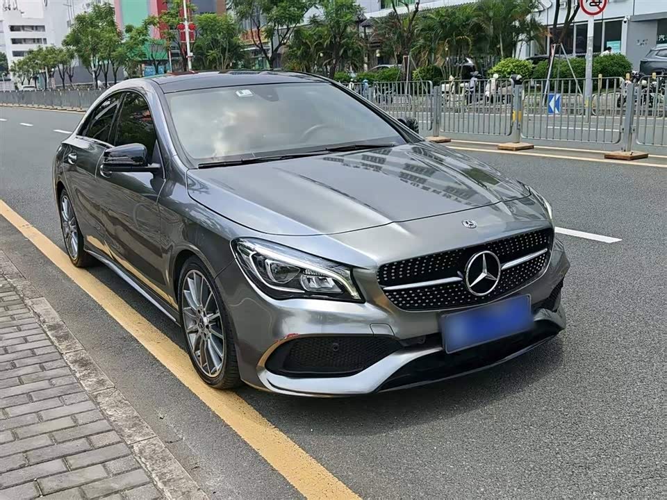 Mercedes-Benz CLA