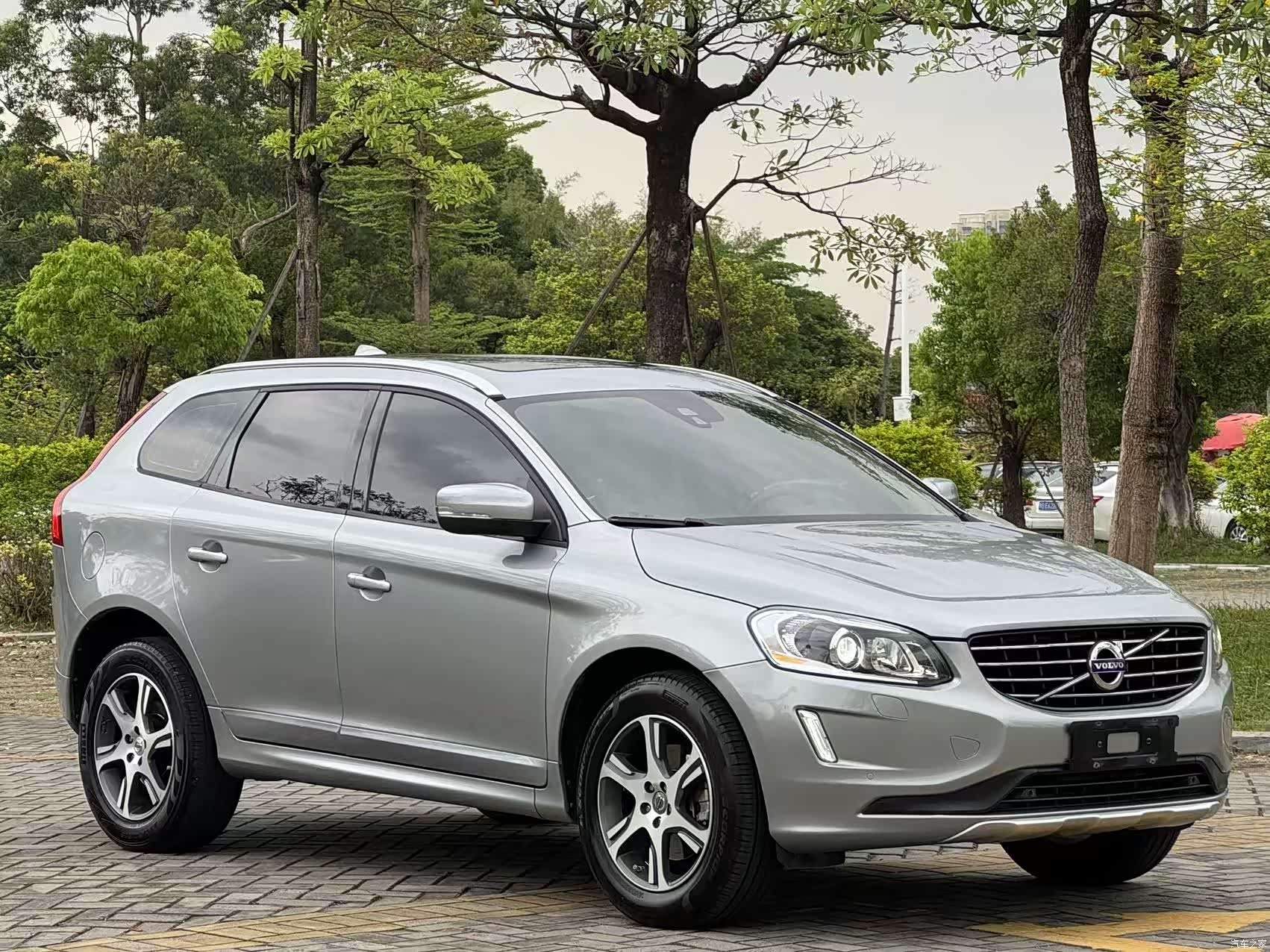 Volvo XC60, 2014 3