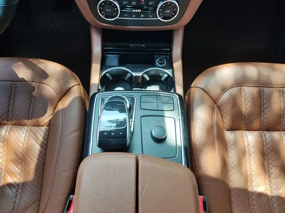Mercedes-Benz GLS Mercedes-Benz GLS