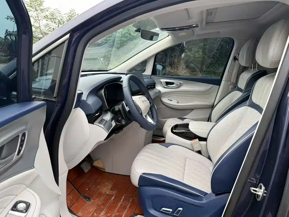 Roewe iMAX8 Roewe iMAX8